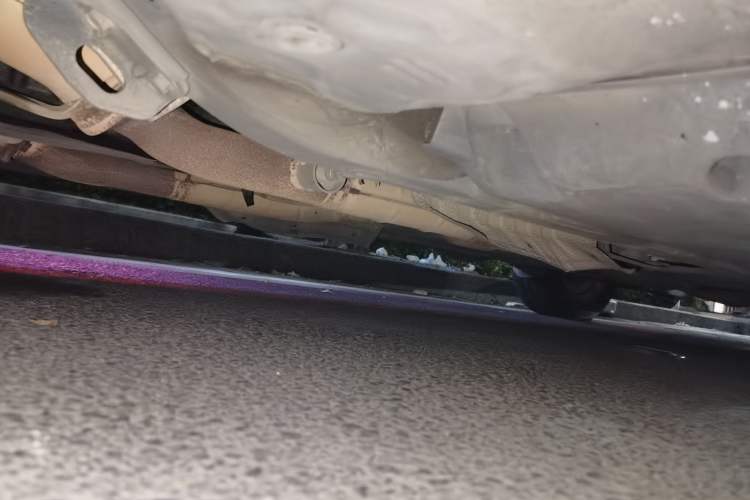 Used Toyota Reiz 2010 2.5S Fengdu Jinghua Edition Chassis Front Left