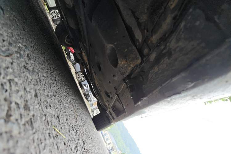 Used Toyota Reiz 2010 2.5V Fengdu Elite Edition Chassis Front Left