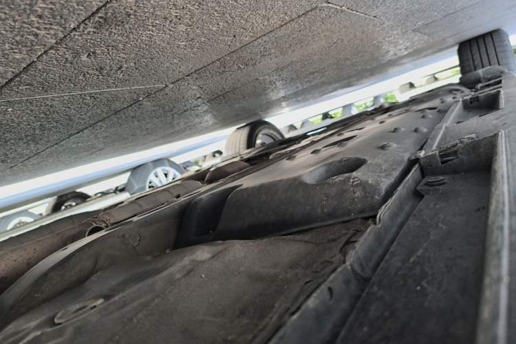 Used Toyota Reiz 2010 2.5V Fashion Elite Edition Chassis Front Right