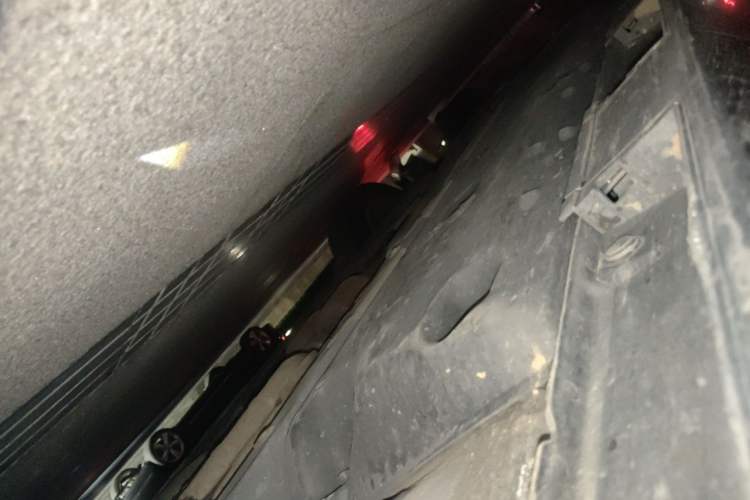 Used Toyota Reiz 2010 2.5V Fengdu Elite Edition Chassis Front Right