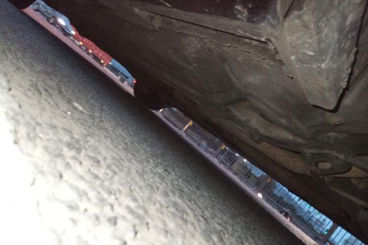 Used Toyota Reiz 2010 2.5V Fengdu Elite Edition Chassis Front Right