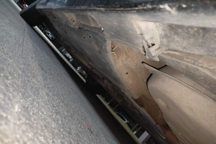 Used Toyota Reiz 2010 2.5V Fengdu Elite Edition Chassis Front Right