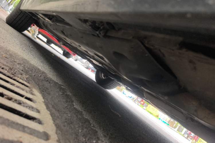 Used Toyota Reiz 2010 2.5V Fengdu Elite Edition Chassis Front Right
