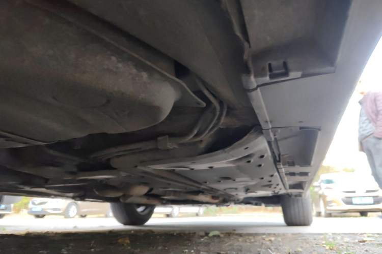 Used Toyota Reiz 2010 2.5V Fengdu Elite Edition Chassis Front Right