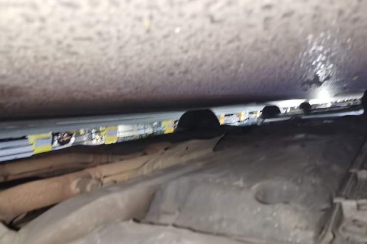 Used Toyota Reiz 2010 2.5S Fengdu Jinghua Edition Chassis Front Right