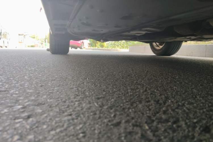 Used Toyota Reiz 2010 2.5S Fengdu Jinghua Edition Chassis Front Right