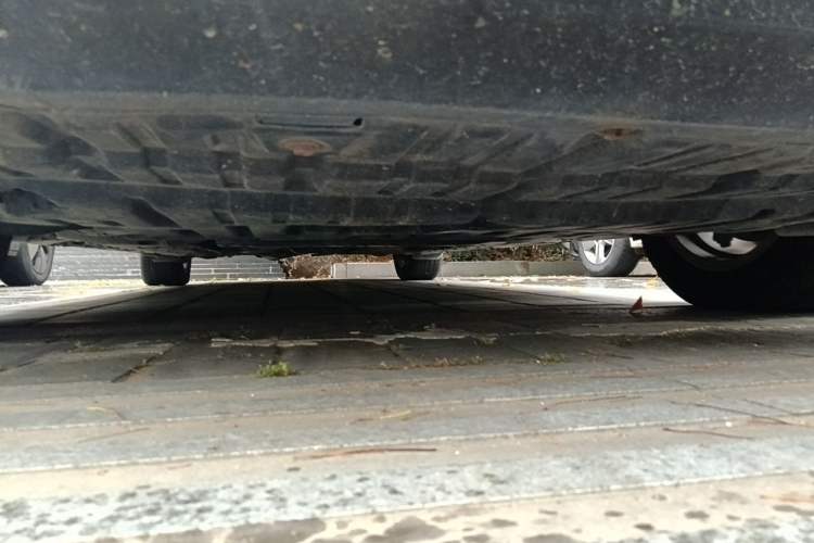 Used Toyota Reiz 2010 2.5V Fengdu Elite Edition Chassis Front