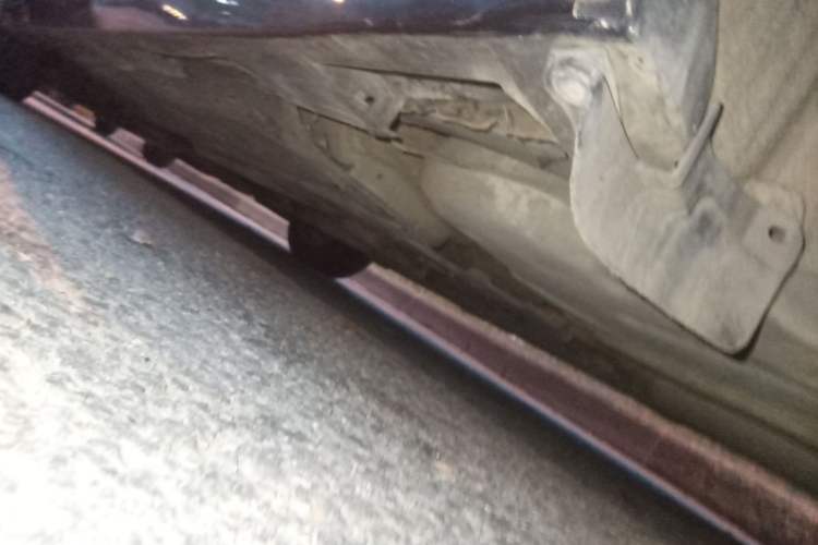 Used Toyota Reiz 2010 2.5V Fengdu Elite Edition Chassis Rear Left