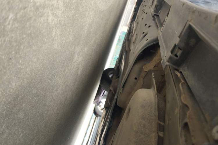 Used Toyota Reiz 2010 2.5V Fengdu Elite Edition Chassis Rear Left