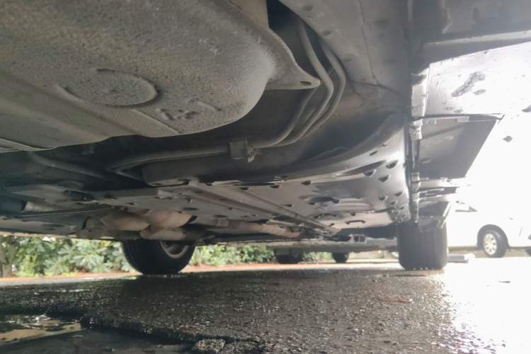 Used Toyota Reiz 2010 2.5V Fengdu Elite Edition Chassis Rear Right