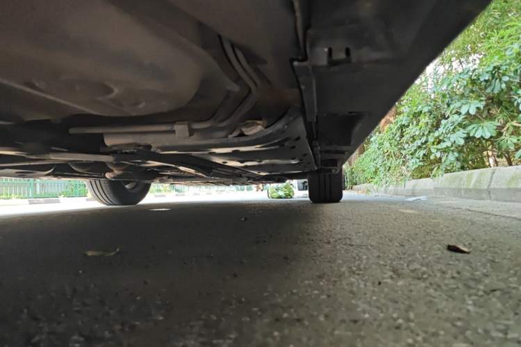 Used Toyota Reiz 2010 2.5S Fengdu Jinghua Edition Chassis Rear Right