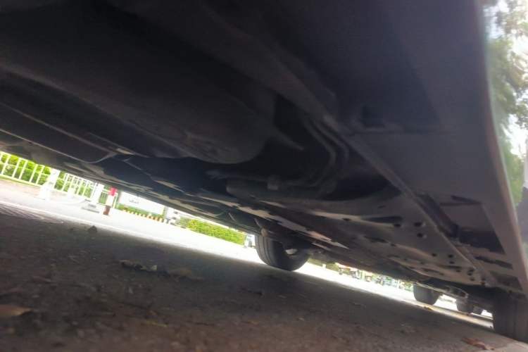 Used Toyota Reiz 2010 2.5S Fengdu Jinghua Edition Chassis Rear Right
