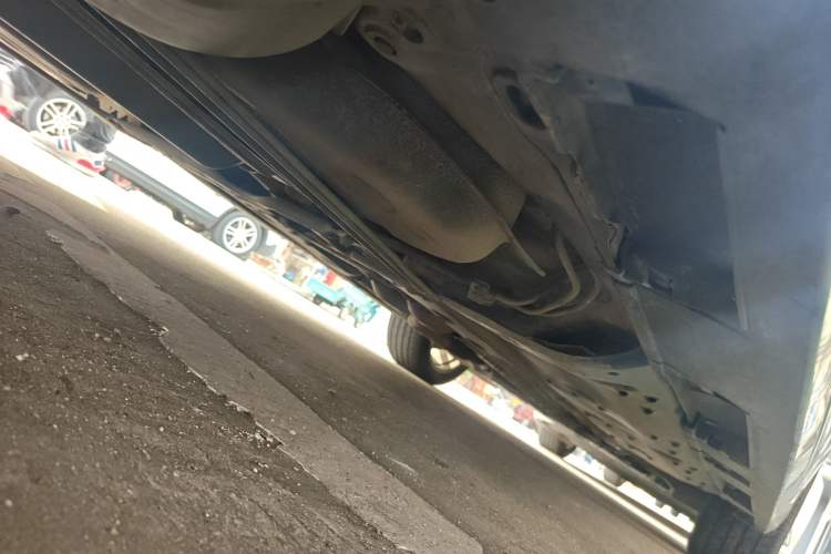 Used Toyota Reiz 2010 2.5V Fashion Elite Edition Chassis Rear Right