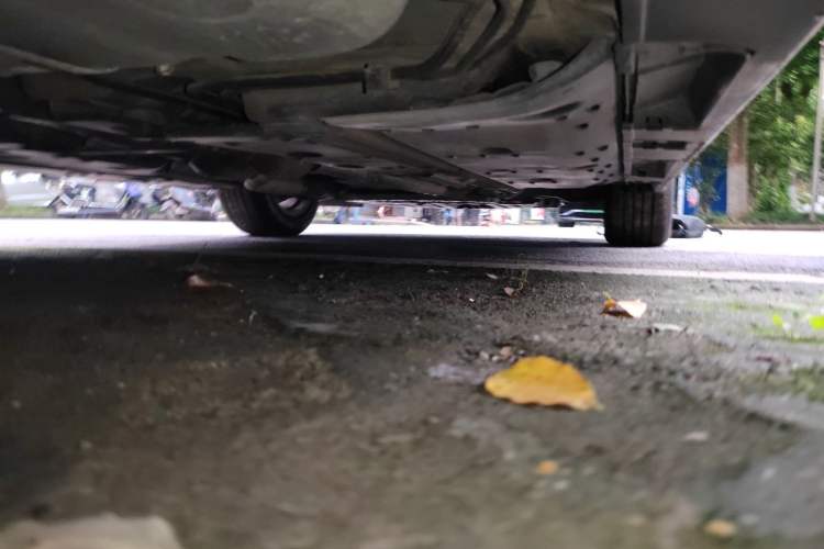 Used Toyota Reiz 2010 2.5S Fengdu Jinghua Edition Chassis Rear Right