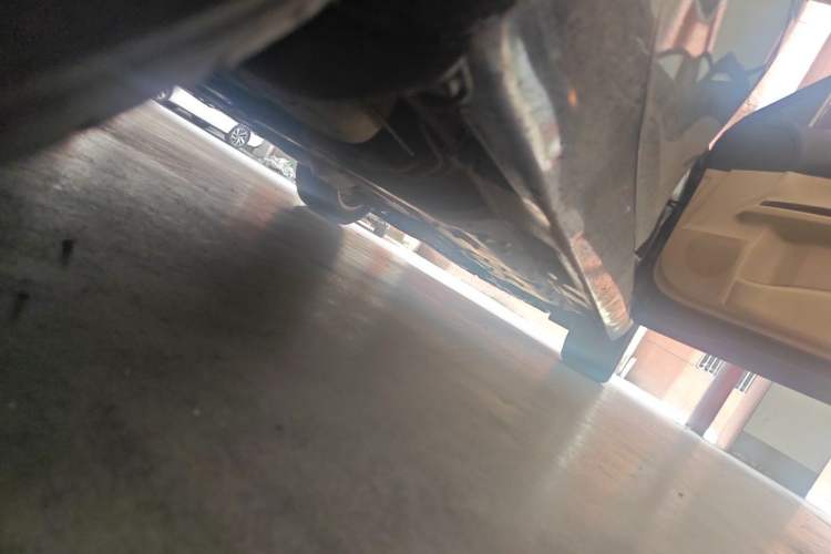 Used Toyota Reiz 2010 2.5V Fengdu Elite Edition Chassis Rear Right