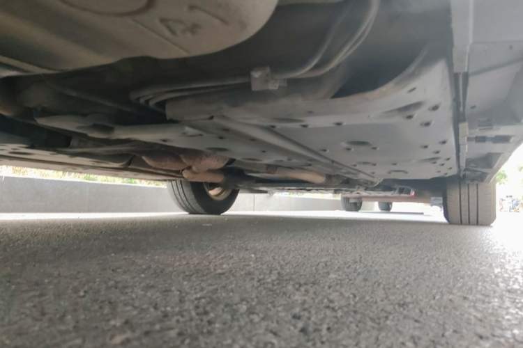 Used Toyota Reiz 2010 2.5S Fengdu Jinghua Edition Chassis Rear Right