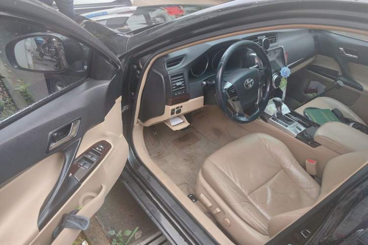 Used Toyota Reiz 2010 2.5V Fengdu Elite Edition Driver Seat