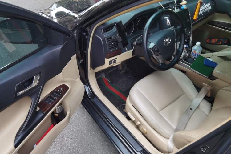 Used Toyota Reiz 2010 2.5V Fengdu Elite Edition Driver Seat