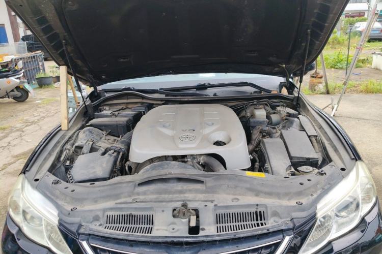 Used Toyota Reiz 2010 2.5V Fengdu Elite Edition Engine Bay