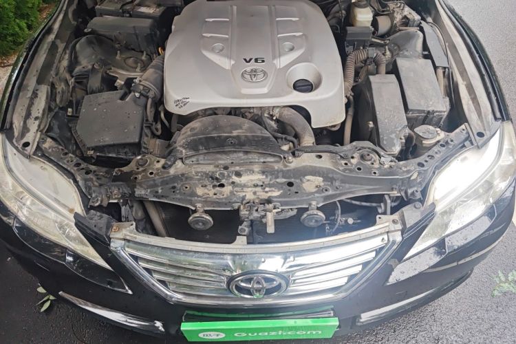 Used Toyota Reiz 2010 2.5V Fengdu Elite Edition Engine Bay