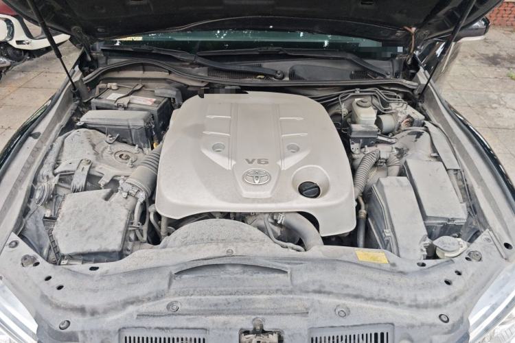Used Toyota Reiz 2010 2.5V Fengdu Elite Edition Engine Bay