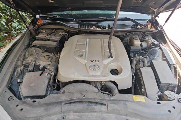Used Toyota Reiz 2010 2.5S Fengdu Jinghua Edition Engine Bay