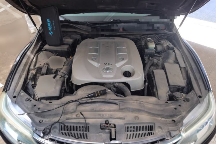 Used Toyota Reiz 2010 2.5V Fengdu Elite Edition Engine Bay