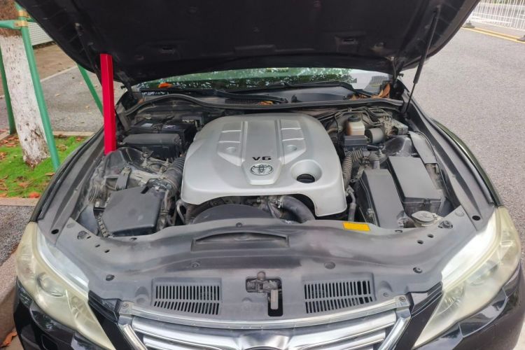 Used Toyota Reiz 2010 2.5S Fengdu Jinghua Edition Engine Bay