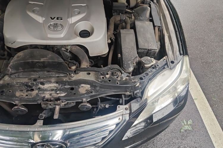 Used Toyota Reiz 2010 2.5V Fengdu Elite Edition Engine Bay Left