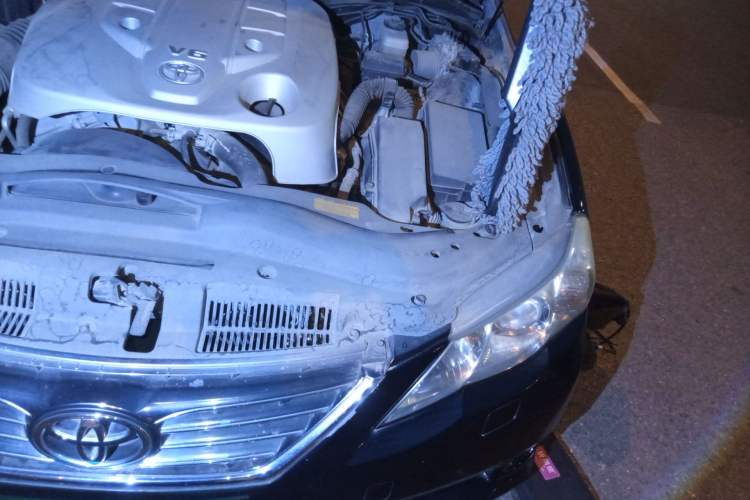 Used Toyota Reiz 2010 2.5V Fengdu Elite Edition Engine Bay Left