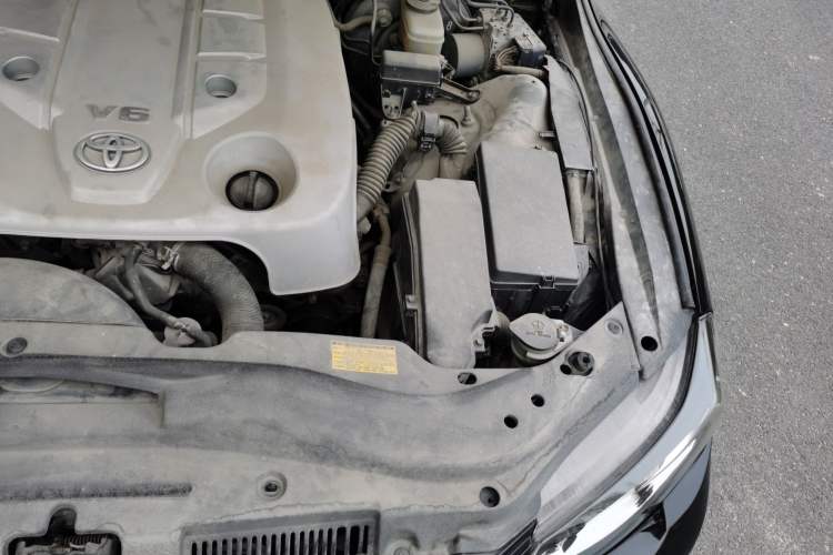 Used Toyota Reiz 2010 2.5V Fengdu Elite Edition Engine Bay Left