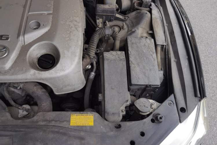 Used Toyota Reiz 2010 2.5V Fengdu Elite Edition Engine Bay Left
