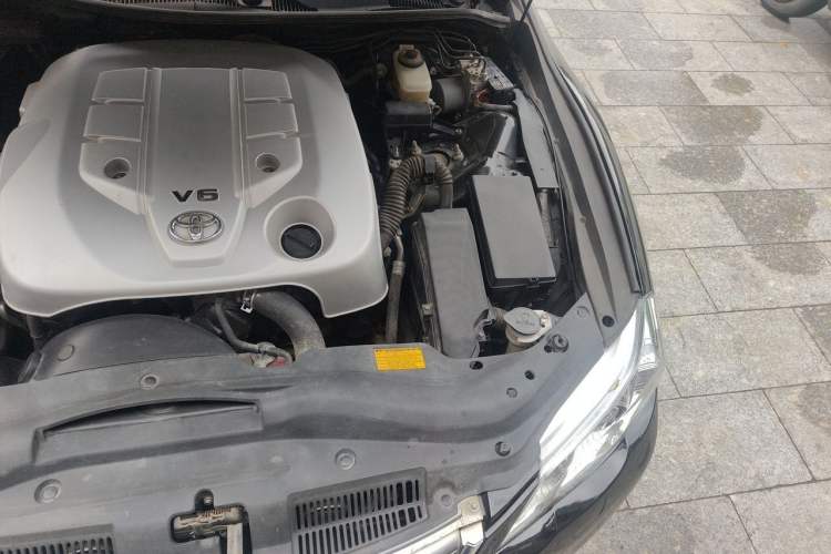 Used Toyota Reiz 2010 2.5V Fengdu Elite Edition Engine Bay Left