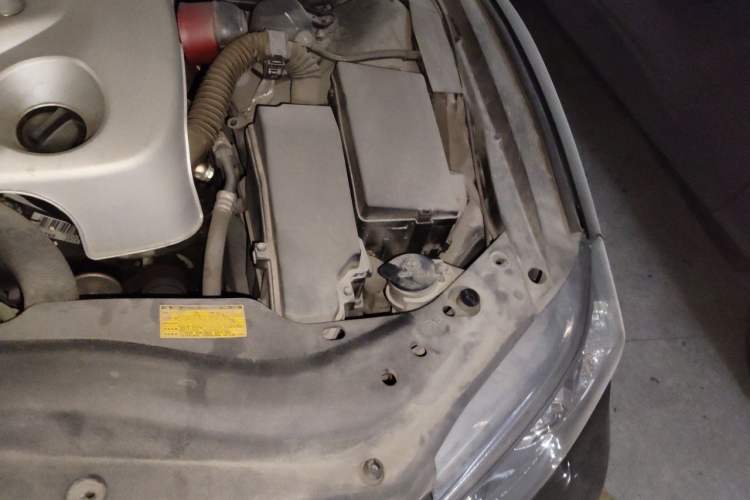 Used Toyota Reiz 2010 2.5S Fashion Elite Edition Engine Bay Left