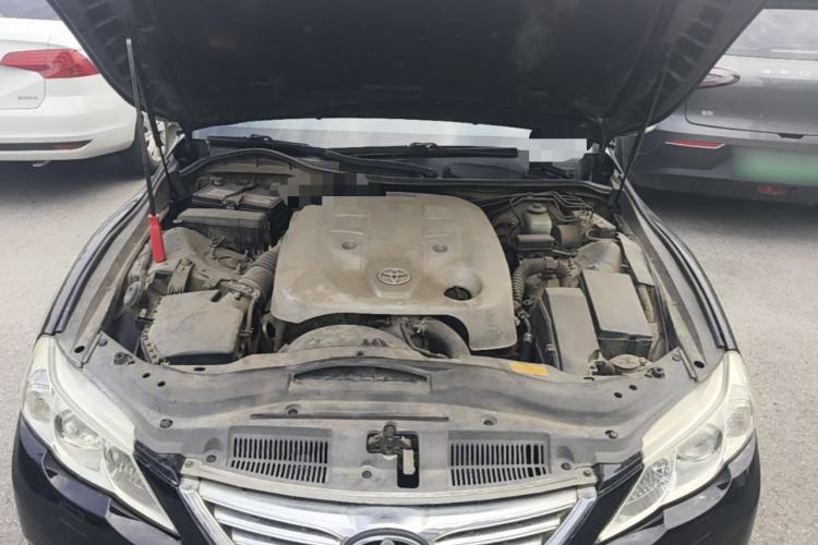 Used Toyota Reiz 2010 2.5V Fengdu Elite Edition Engine Bay