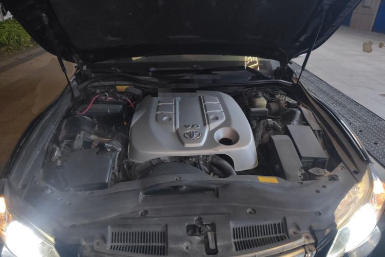 Used Toyota Reiz 2010 2.5V Fengdu Elite Edition Engine Bay