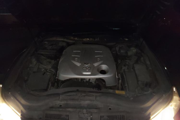 Used Toyota Reiz 2010 2.5V Fengdu Elite Edition Engine Bay