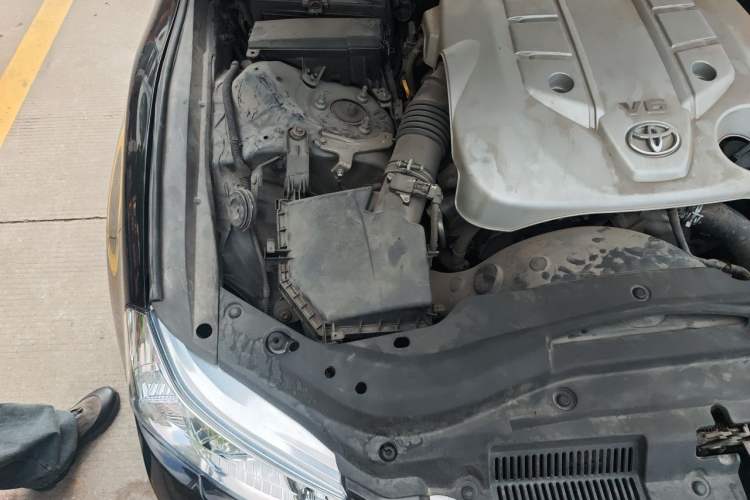 Used Toyota Reiz 2010 2.5S Fengdu Jinghua Edition Engine Bay Right
