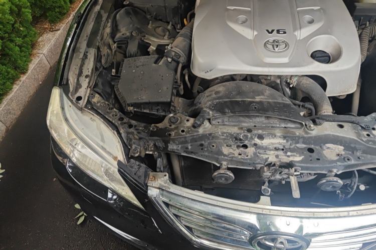 Used Toyota Reiz 2010 2.5V Fengdu Elite Edition Engine Bay Right