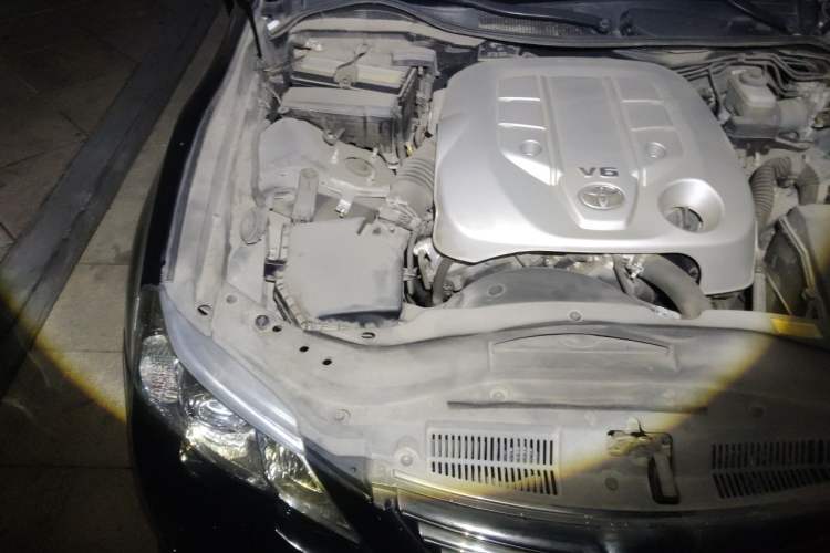 Used Toyota Reiz 2010 2.5V Fengdu Elite Edition Engine Bay Right
