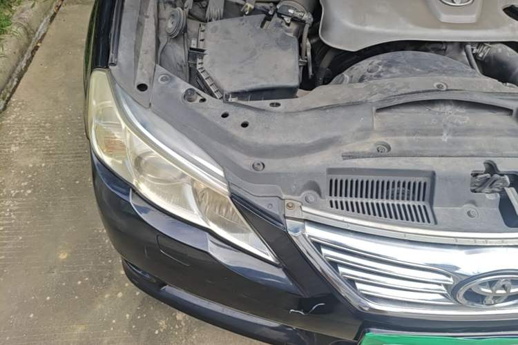 Used Toyota Reiz 2010 2.5V Fengdu Elite Edition Engine Bay Right