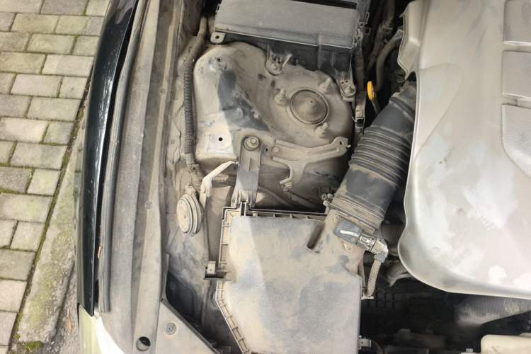 Used Toyota Reiz 2010 2.5V Fengdu Elite Edition Engine Bay Right