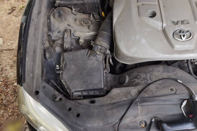 Used Toyota Reiz 2010 2.5V Fengdu Elite Edition Engine Bay Right