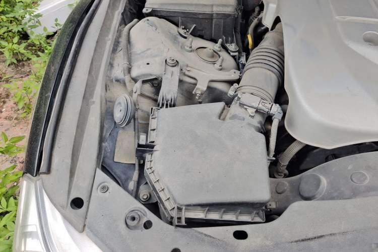 Used Toyota Reiz 2010 2.5V Fengdu Elite Edition Engine Bay Right