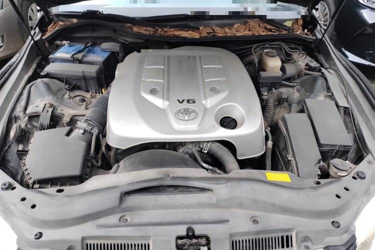 Used Toyota Reiz 2010 2.5S Fengdu Jinghua Edition Engine Bay