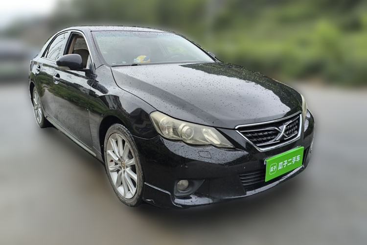 Used Toyota Reiz 2010 2.5V Fashion Elite Edition Front Right 45 Deg