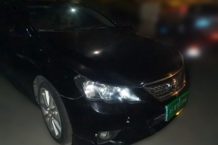 Used Toyota Reiz 2010 2.5S Fashion Elite Edition Front Right 45 Deg