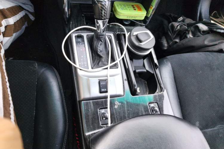 Used Toyota Reiz 2010 2.5V Fashion Elite Edition Gear Lever