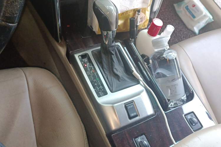 Used Toyota Reiz 2010 2.5V Fengdu Elite Edition Gear Lever