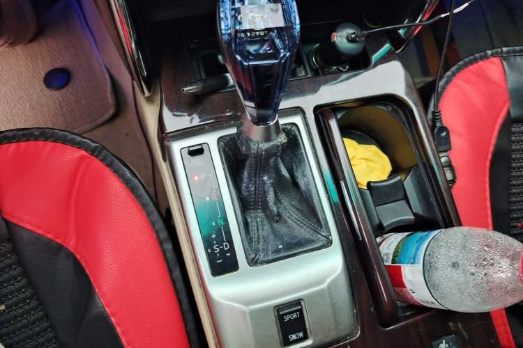 Used Toyota Reiz 2010 2.5V Fengdu Elite Edition Gear Lever